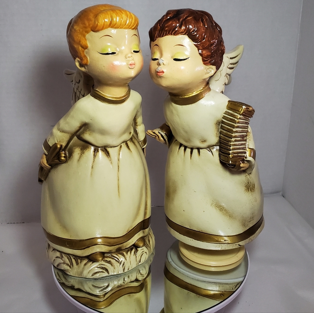 Kissing Angels 1940s - 60s Papier Mache